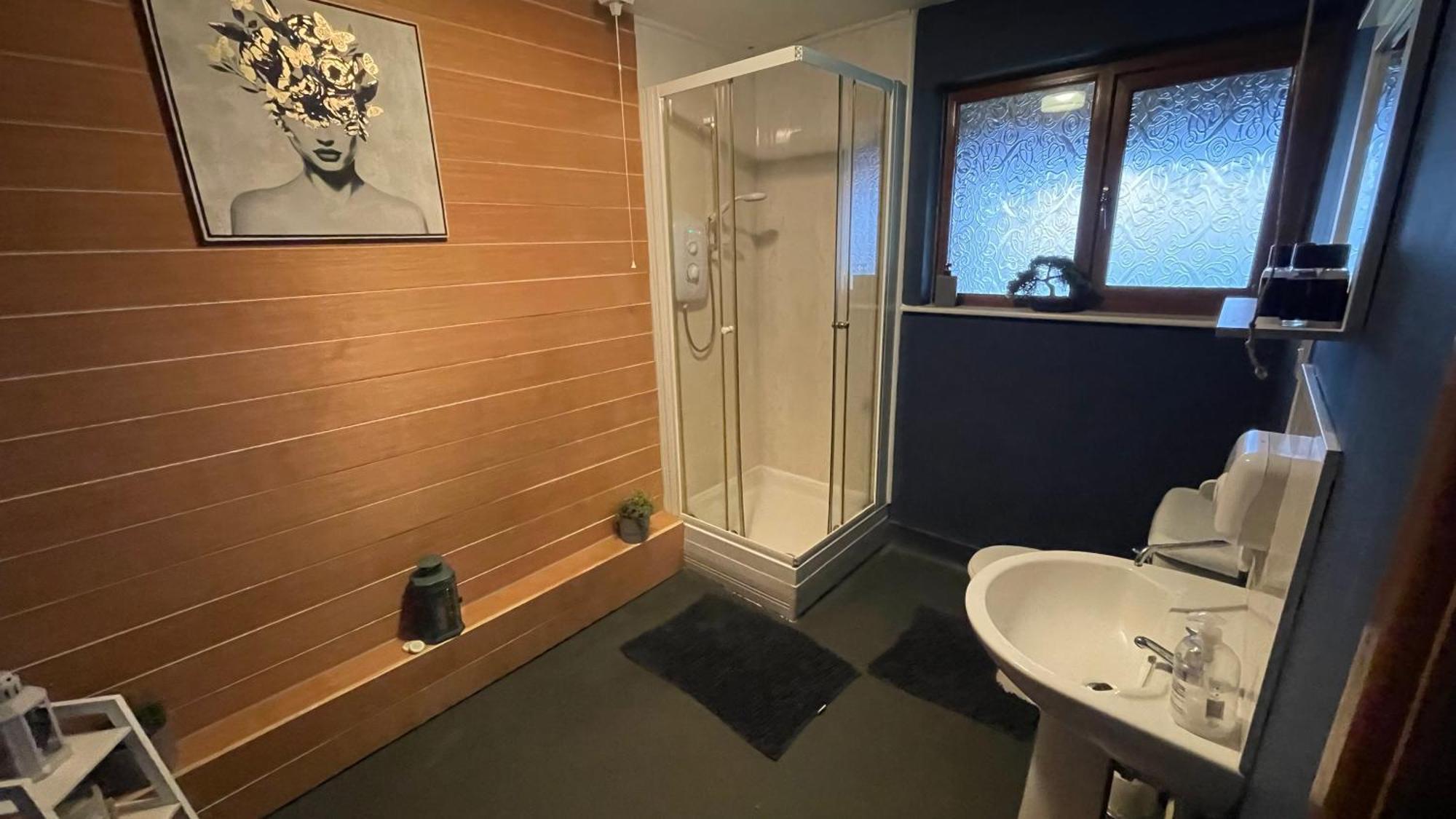 Bryn Bettws Lodge Порт Толбът Екстериор снимка