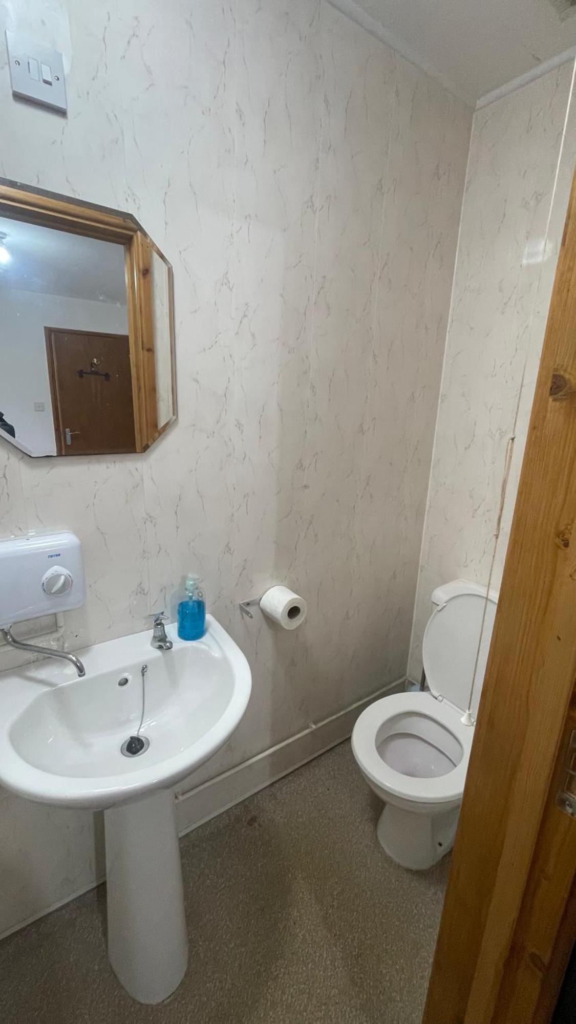 Bryn Bettws Lodge Порт Толбът Екстериор снимка